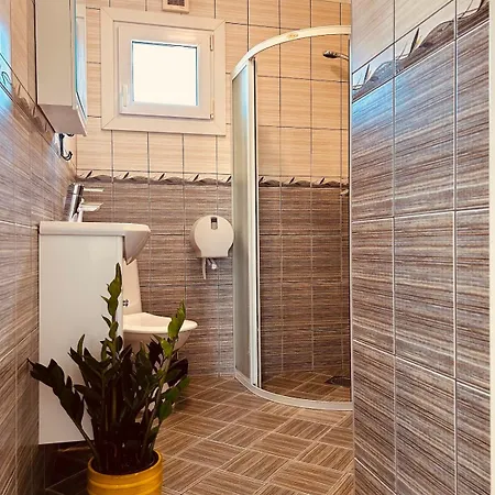 Jaerveveere Puhkekeskus * Valma