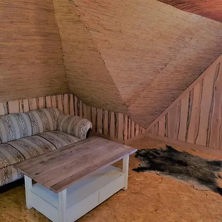 Jaerveveere Puhkekeskus بيت للعطل Valma