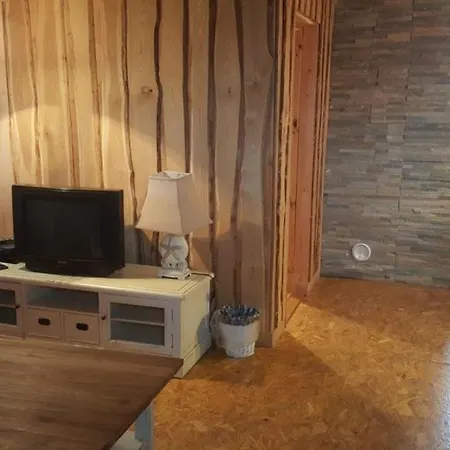 Jaerveveere Puhkekeskus Prázdninový dům Valma