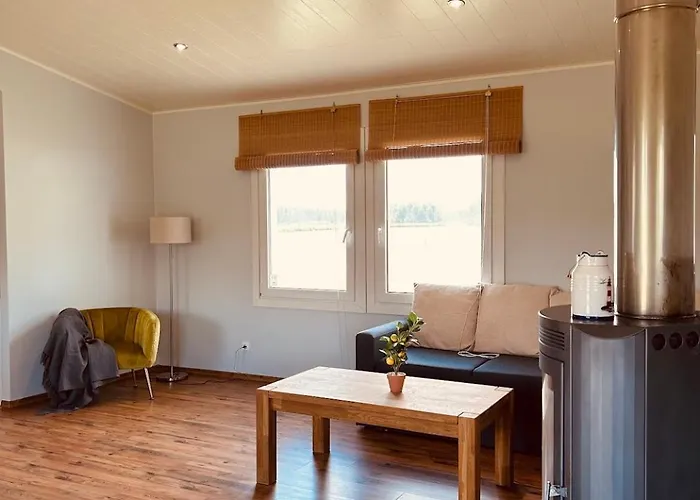 Jaerveveere Puhkekeskus * Valma