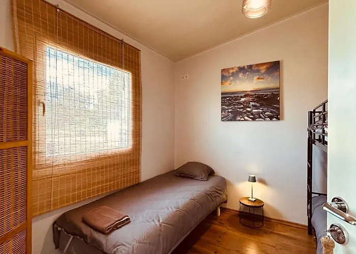 Dom wakacyjny Jaerveveere Puhkekeskus *